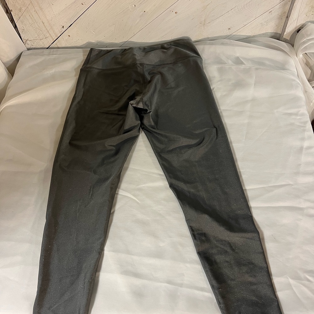 Peloton Charcoal Gray Leggings with sparkles in fabric